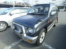 MITSUBISHI PAJERO 1996 Image