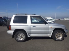 MITSUBISHI PAJERO 1997 Image