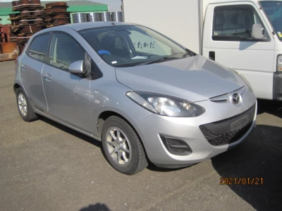 MAZDA DEMIO 2011 Image