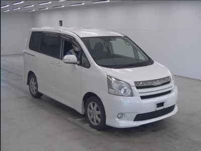 TOYOTA NOAH 2007 Image