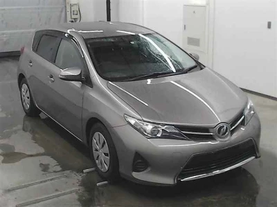 TOYOTA AURIS 2013 Image