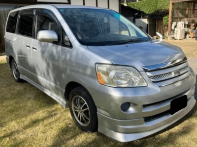 TOYOTA NOAH 2007 Image